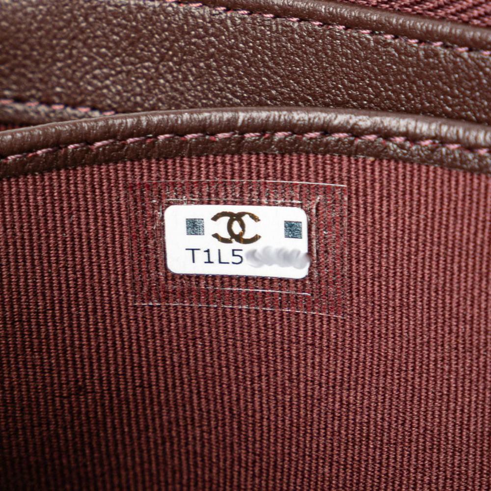 CHANEL Black Lambskin Leather Wallet - Picture 9 of 12